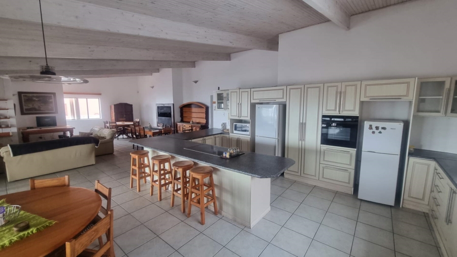 5 Bedroom Property for Sale in Yzerfontein Western Cape
